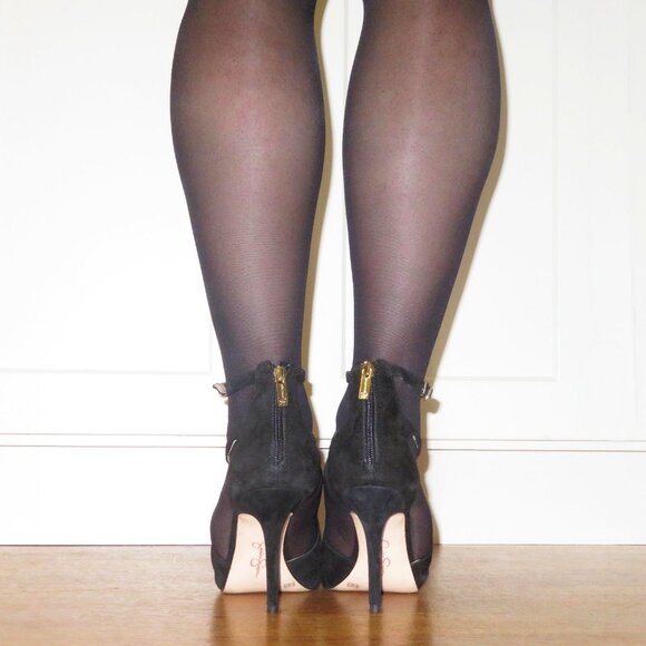 USED Women's Jessica Simpson Wynnley Black Lux Suede Strappy Stiletto Heels 8.5M - Picture 3 of 16